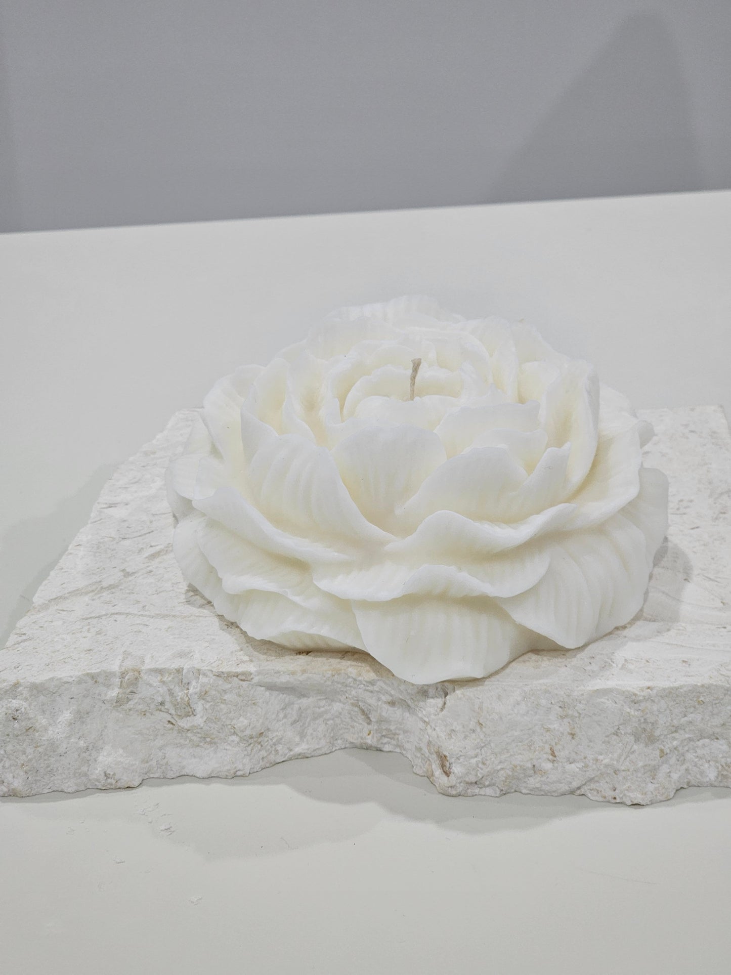 Peony Large Candle