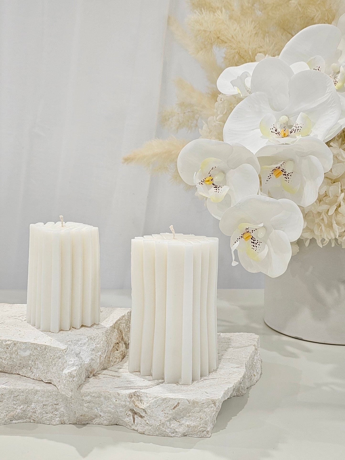 Lined Geometric Candle