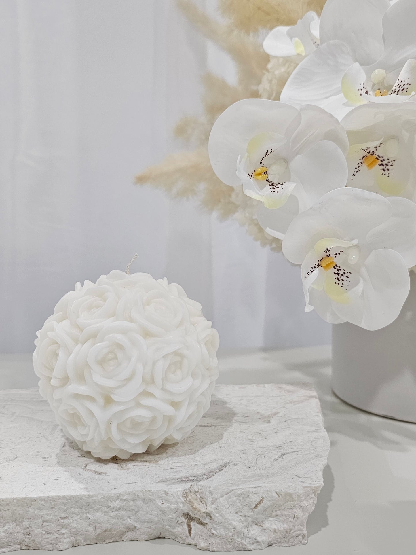 Roses Ball Candle