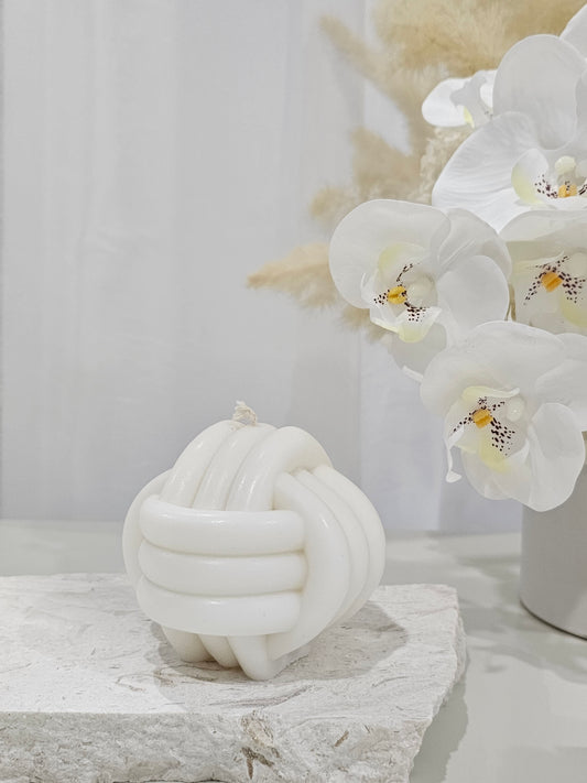 Knot Candle