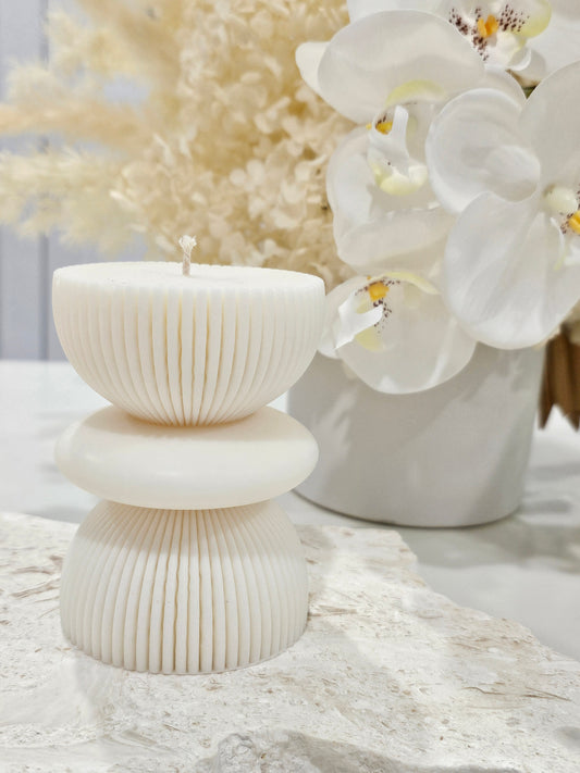 Ribbed Vase with Bangle Candle